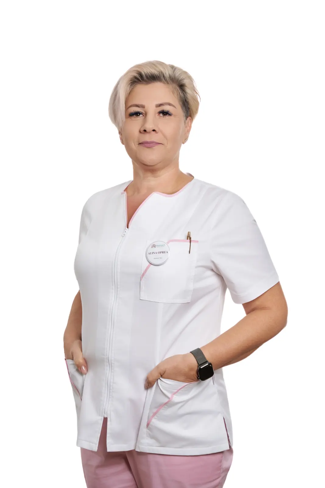 Asistentă medicală în uniformă albă cu bordură roz, portret profesional, AsertivO Otopeni