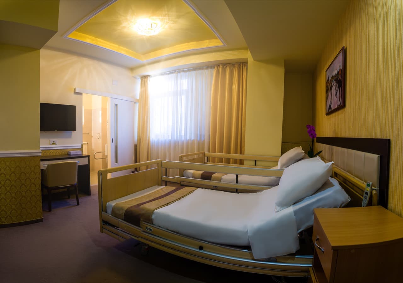 Camera panoramic cu paturi medicale la AsertivO Otopeni