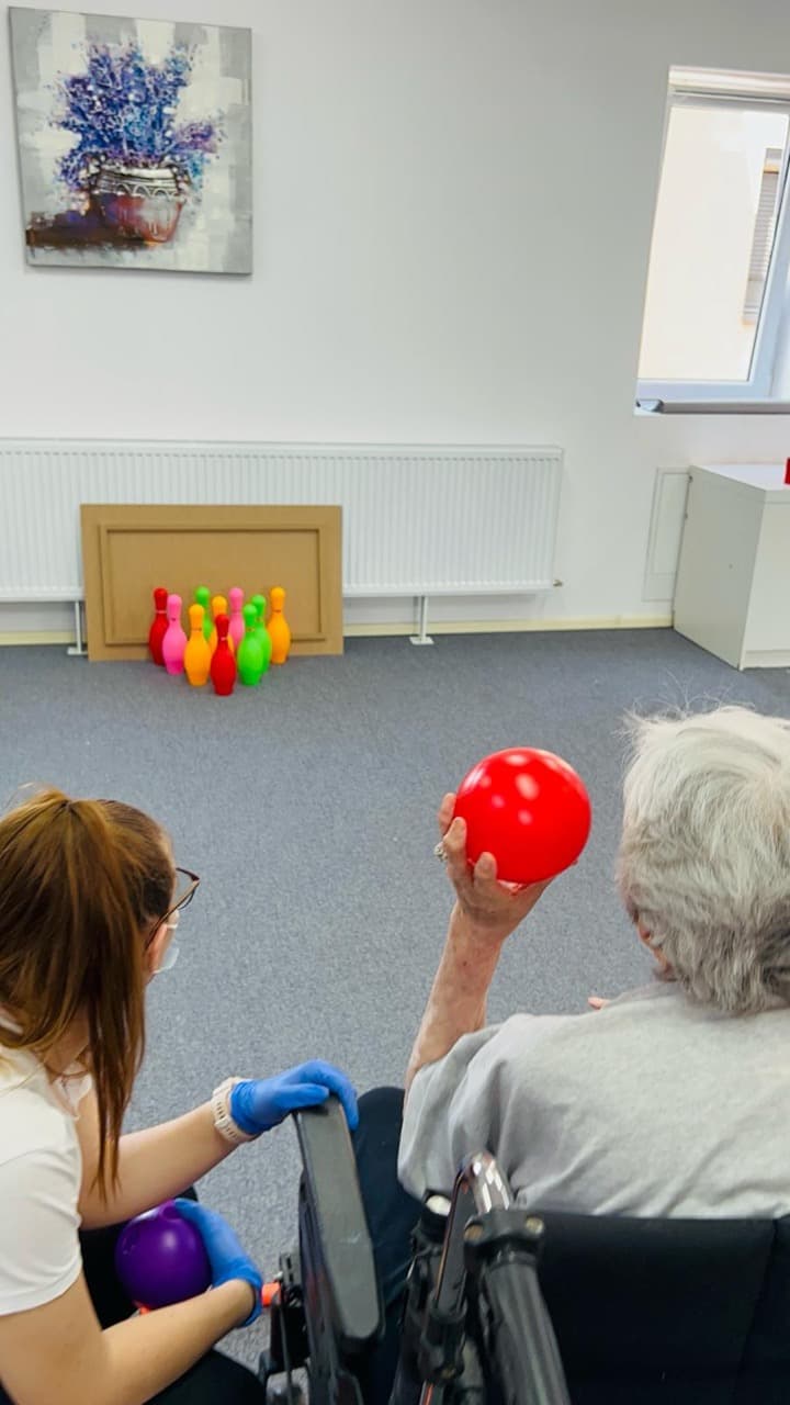 Activitate sociala seniori la AsertivO Otopeni — imagine 8