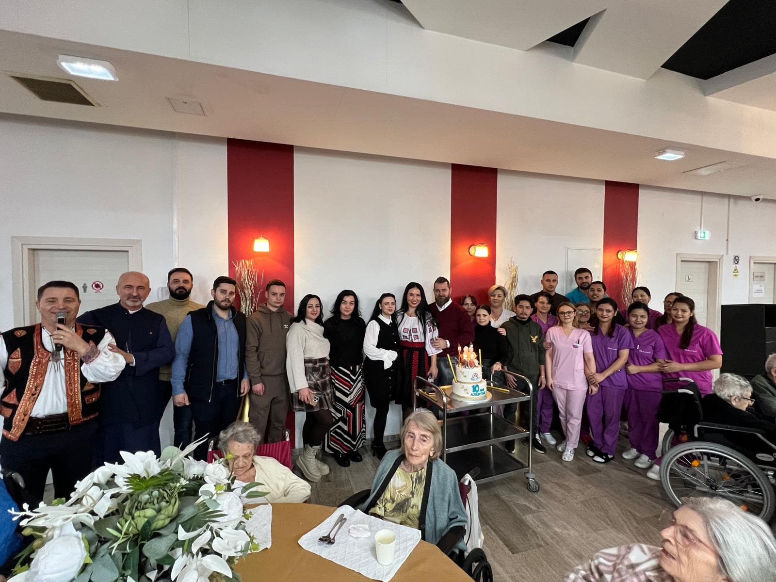 Echipa medicala si de ingrijire AsertivO Otopeni — imagine 17