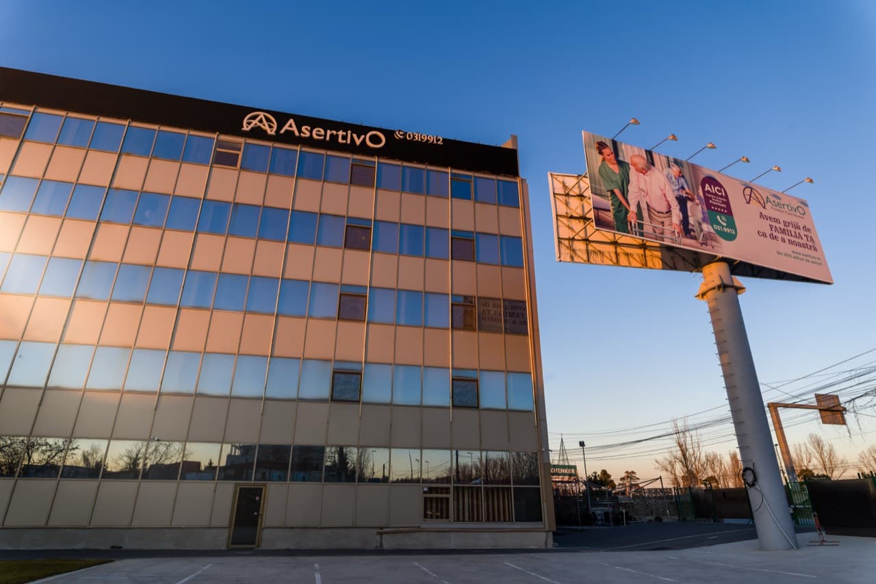 Cladirea AsertivO vedere exterioara Otopeni
