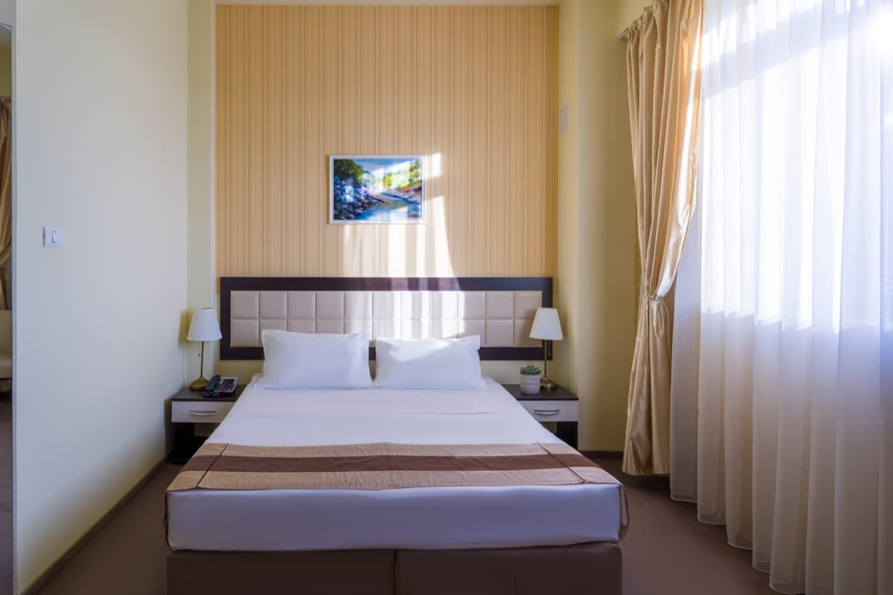 Camera dubla cu pat matrimonial la AsertivO Otopeni